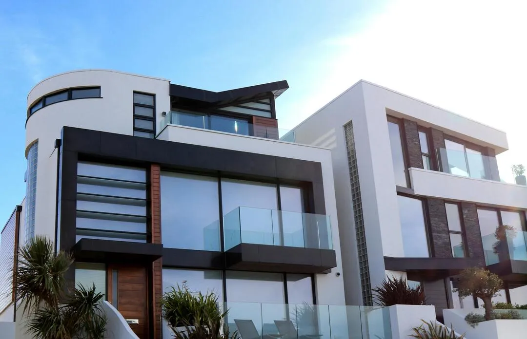 managing luxury renovation in Spain from abroad legal
